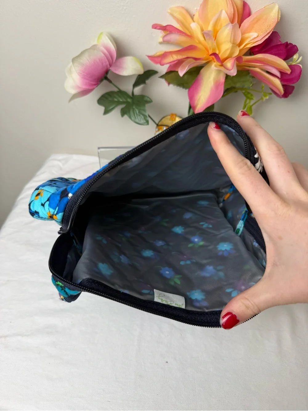 NWT Vera Bradley Midnight Blues Large Cosmetic Retired Pattern